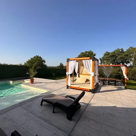 Surduk Pines Villa *